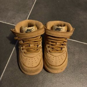 Boys toddler Nike Air Force 1s wheat Size 5c